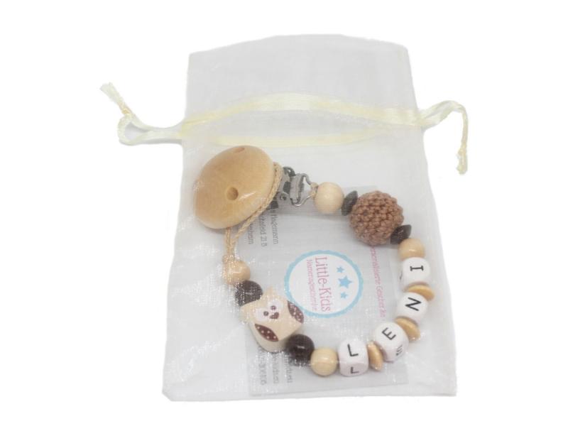 Schnullerkette mit Namen Eule + Häkelperle natur/braun Verpackung