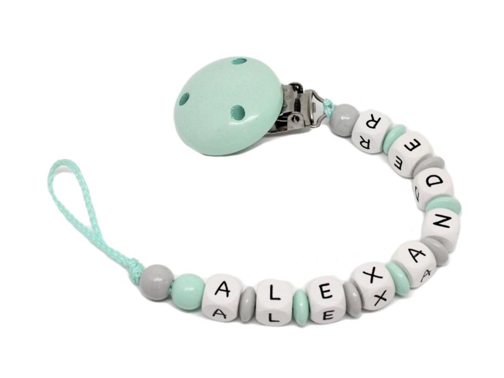 Schnullerkette mit  Namen 9 - 10 Buchstaben Jungen